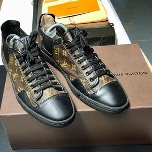 Louis Vuitton, Shoes, Louis Vuitton Monogram Unisex Street Style Logo